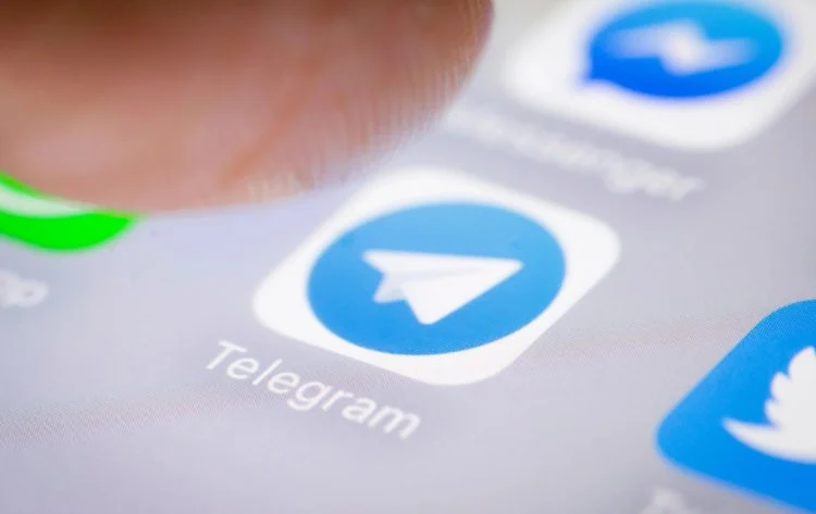 Как в Telegram перевести голосовое сообщение в текст и наоборот